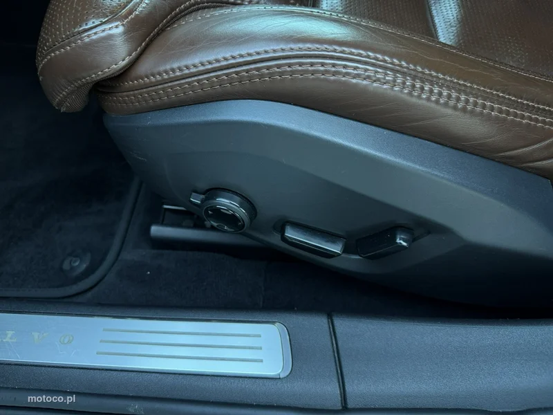 Volvo S90 27