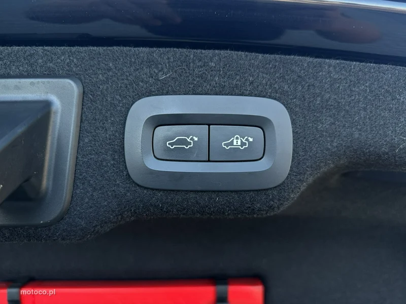 Volvo S90 32