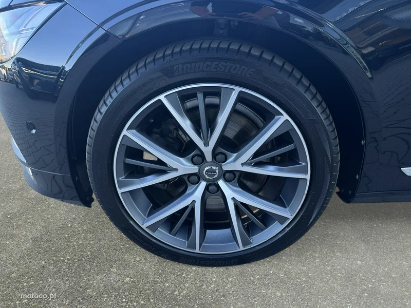 Volvo S90 10