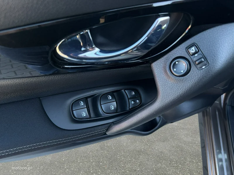 Nissan Qashqai 22