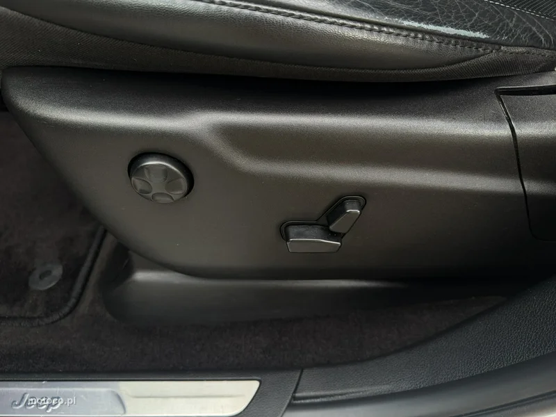 Jeep Grand Cherokee 26