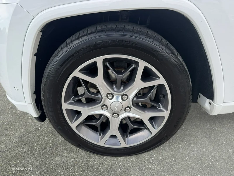 Jeep Grand Cherokee 10