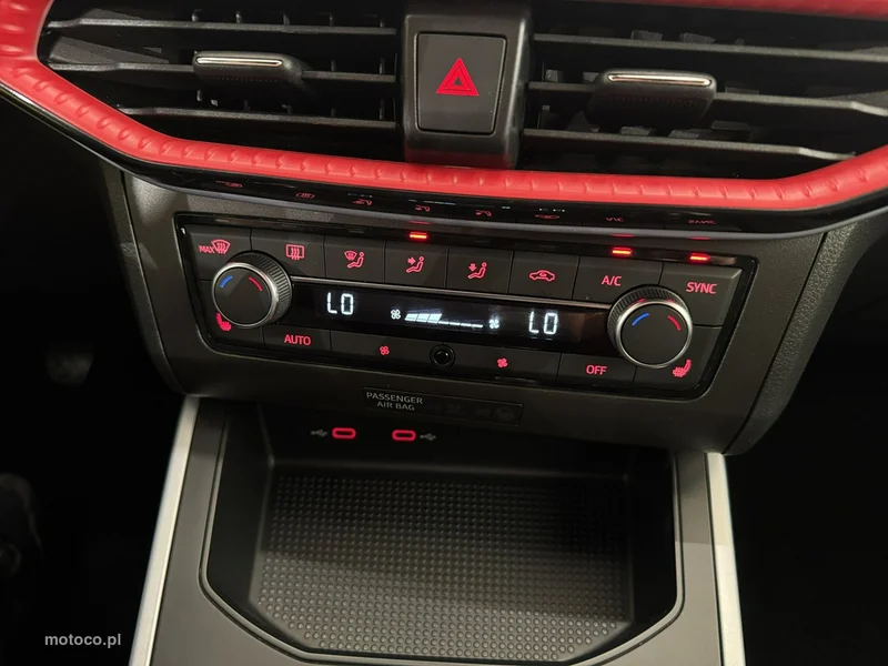 Seat Arona 22