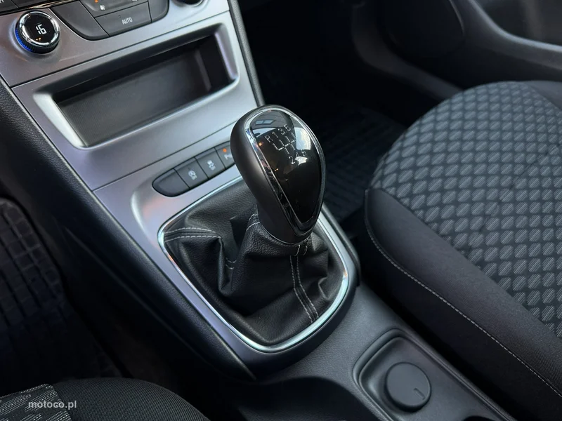 Opel Astra K 21