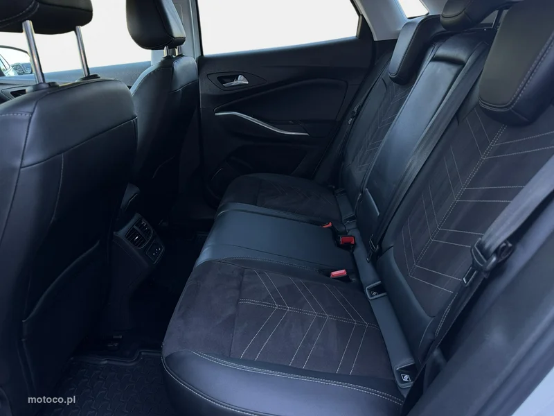 Opel Grandland II 27