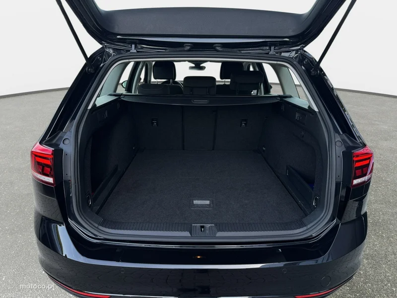 Volkswagen Passat Variant B8 22