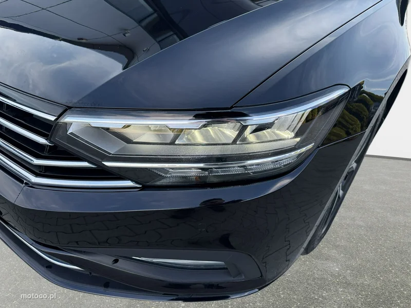 Volkswagen Passat Variant B8 9