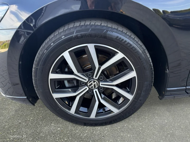 Volkswagen Passat Variant B8 10
