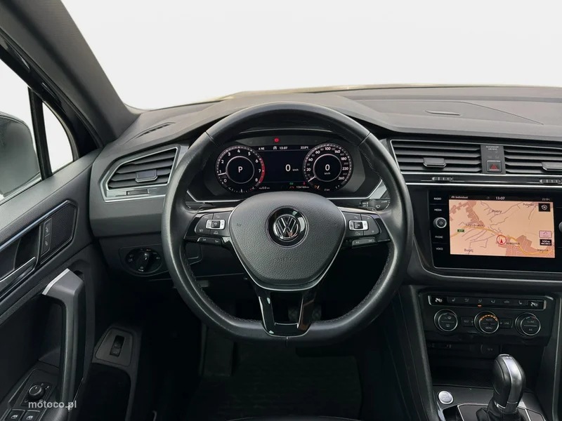 Volkswagen Tiguan AD 13