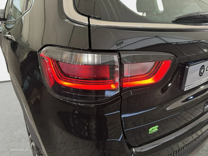 Jeep Compass 11