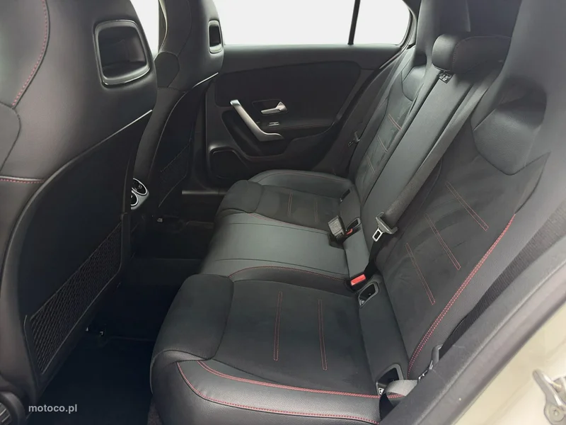 Mercedes-Benz Klasa A W177 A 180 28
