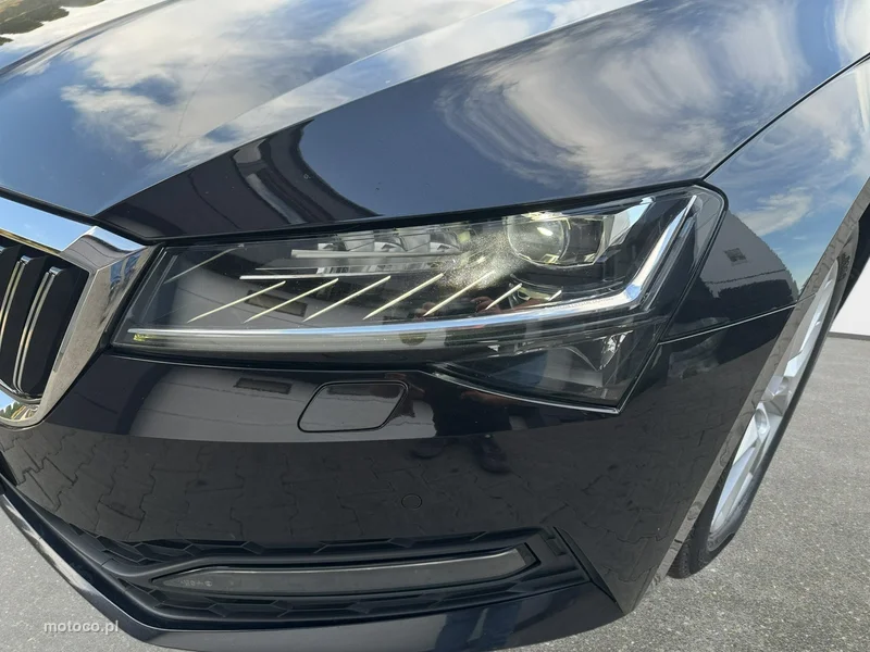 Skoda Superb III 9