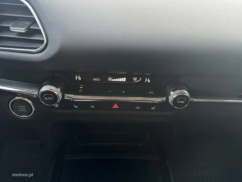 Mazda CX-30 23