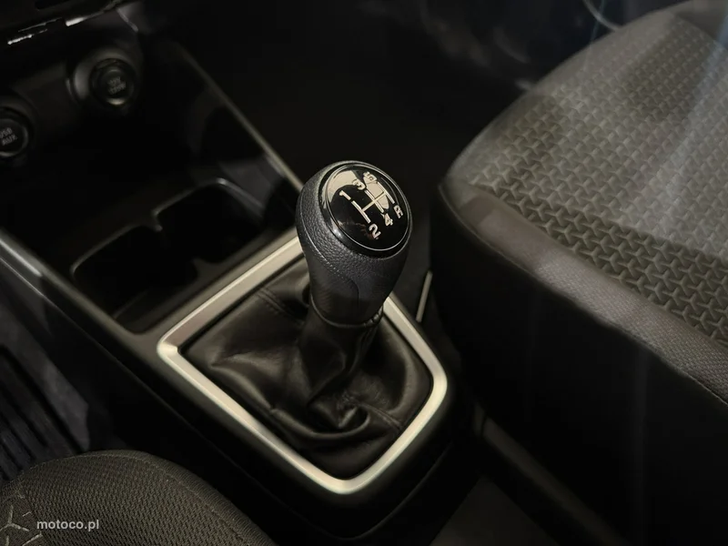 Suzuki Swift 19