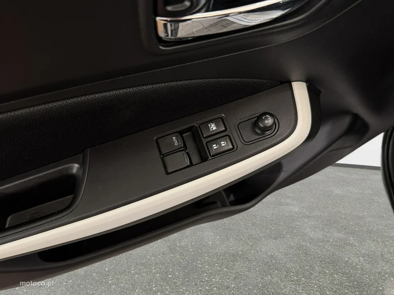 Suzuki Swift 23