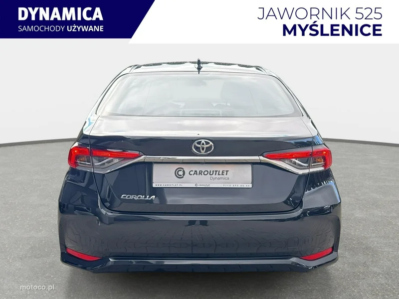 Toyota Corolla E210 7