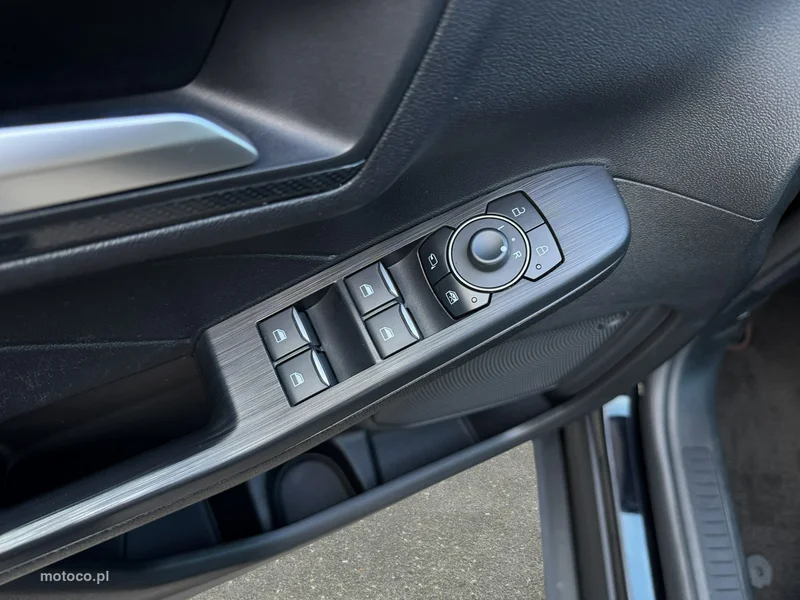Ford Kuga III 27