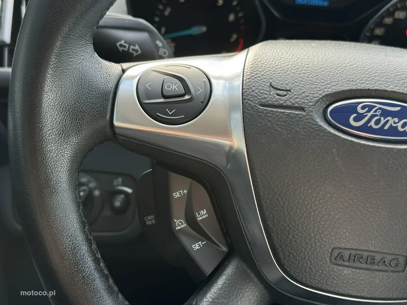 Ford C-Max II 13