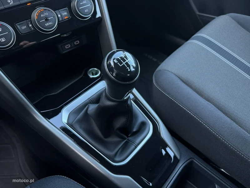 Volkswagen T-Roc A1 22