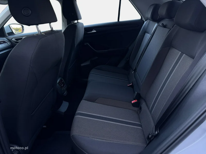 Volkswagen T-Roc A1 24