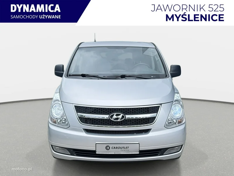 Hyundai H-1 2