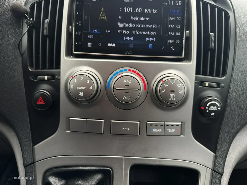 Hyundai H-1 14