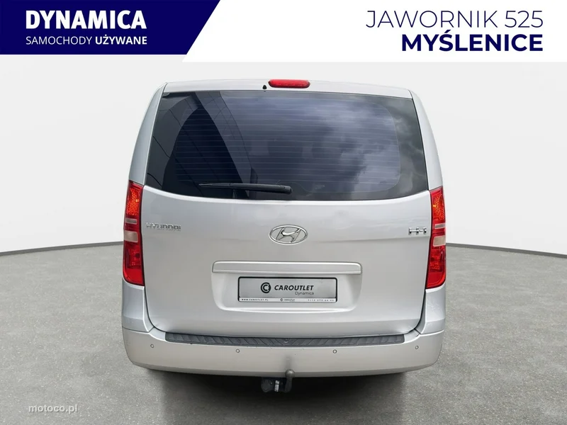Hyundai H-1 7