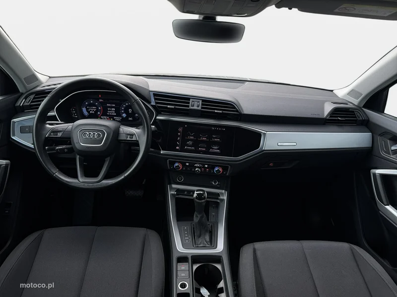 Audi Q3 F3 12
