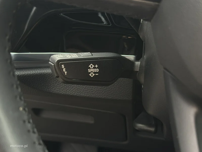 Audi Q3 F3 15