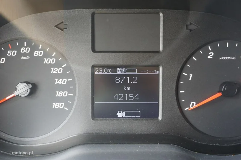 Mercedes-Benz Sprinter 18