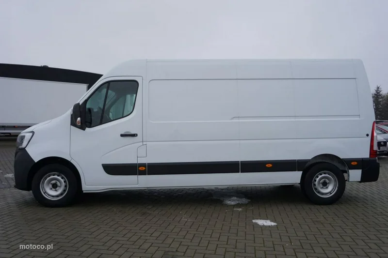 Renault Master 8