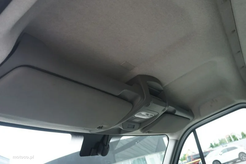 Renault Master 27