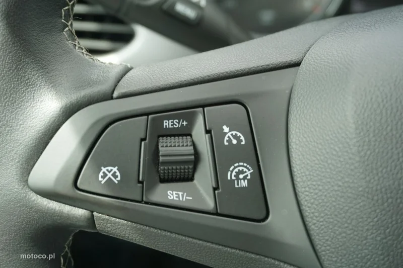 Opel Astra K 15