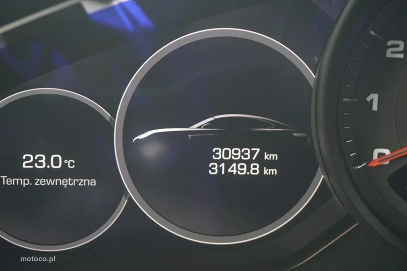 Porsche Panamera 971 17