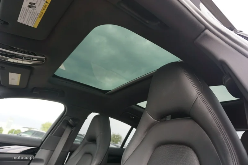 Porsche Panamera 971 31