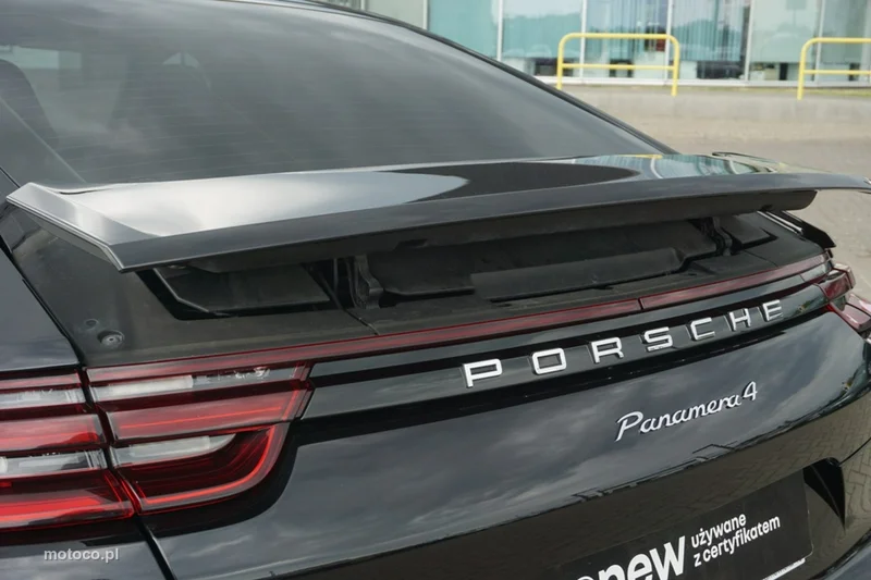 Porsche Panamera 971 34
