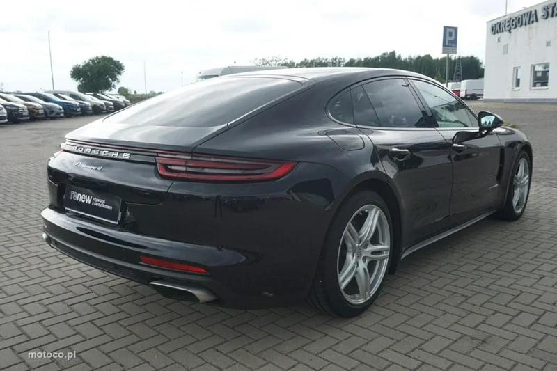 Porsche Panamera 971 5