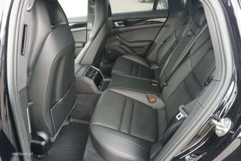 Porsche Panamera 971 10