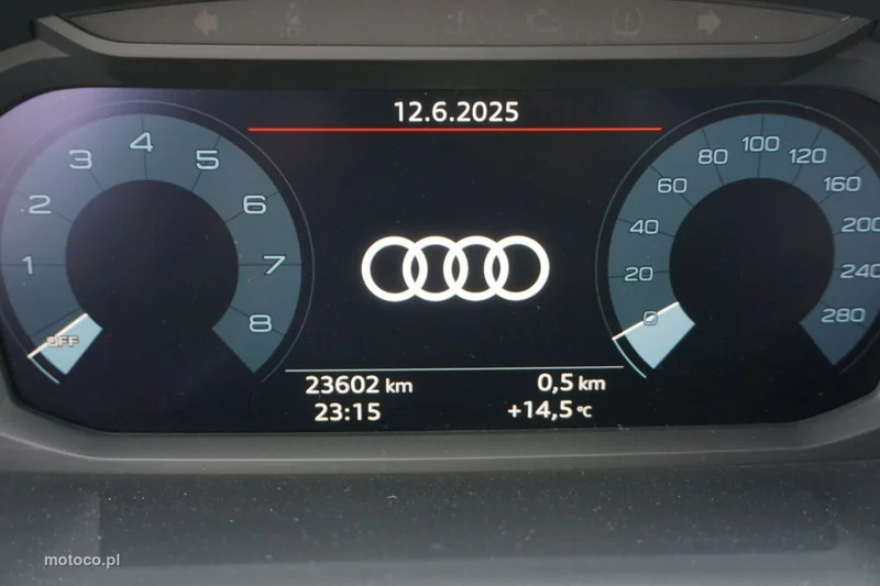 Audi Q3 F3 15