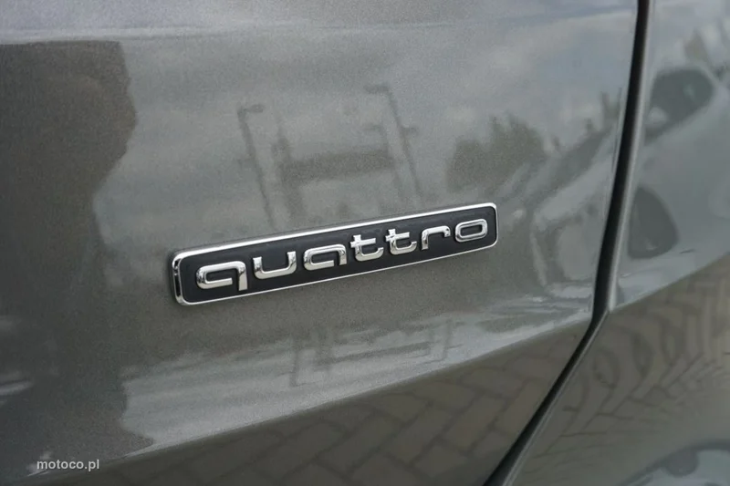 Audi Q3 F3 30