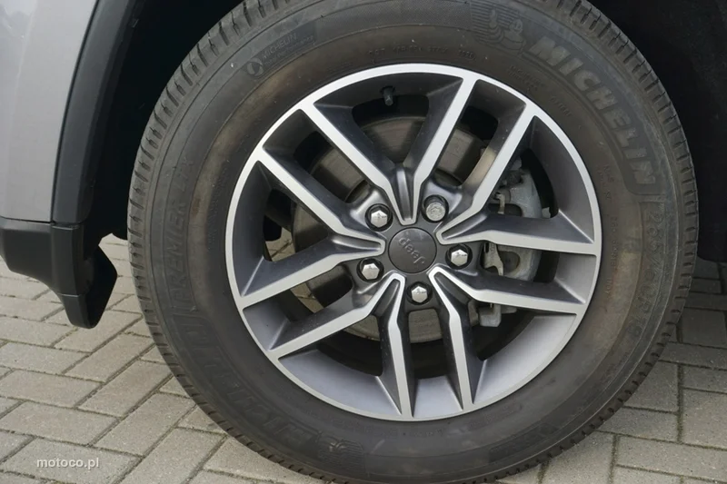 Jeep Grand Cherokee 28