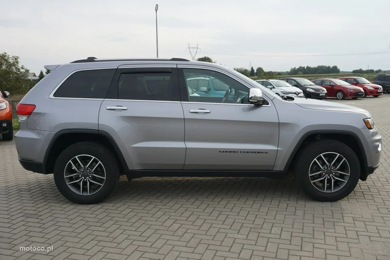 Jeep Grand Cherokee 4