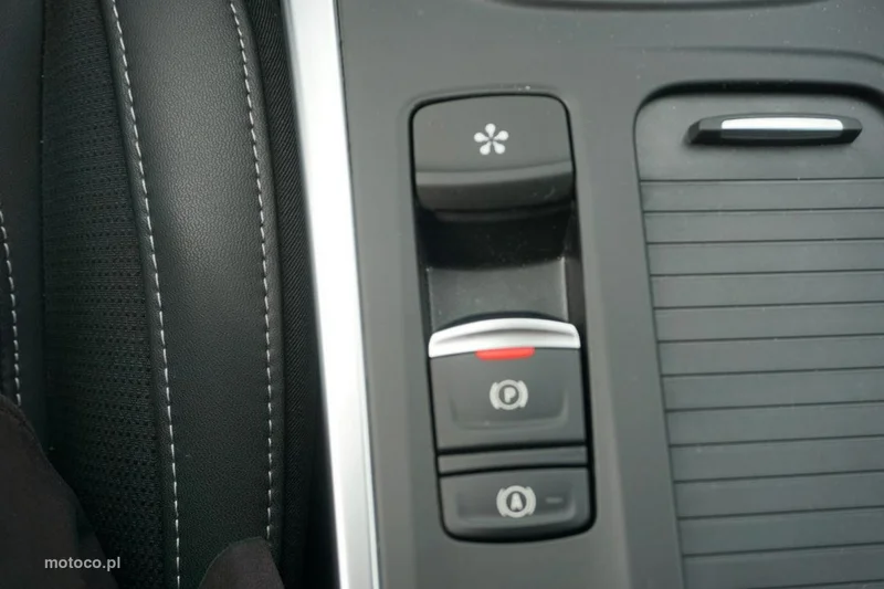 Renault Megane IV 19