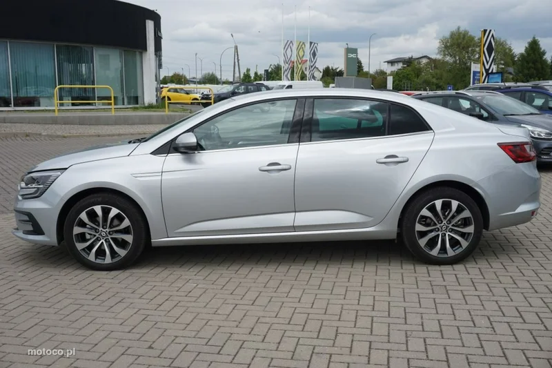 Renault Megane IV 8