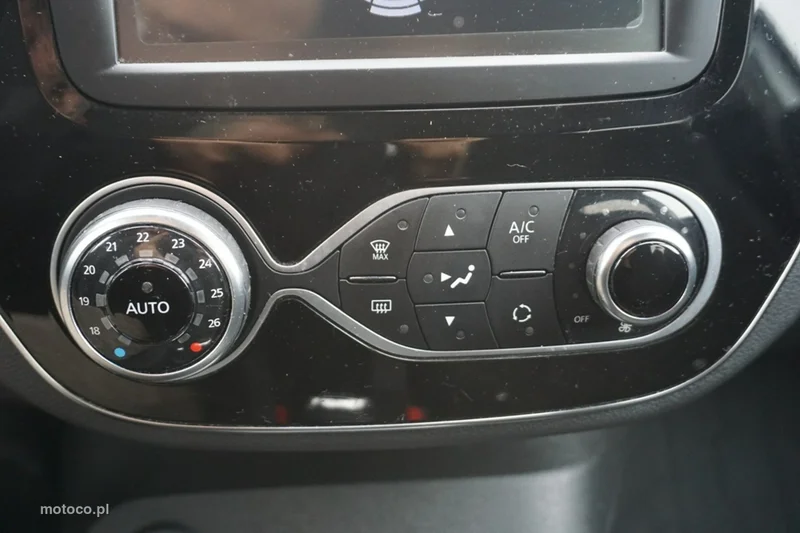 Renault Captur I 23