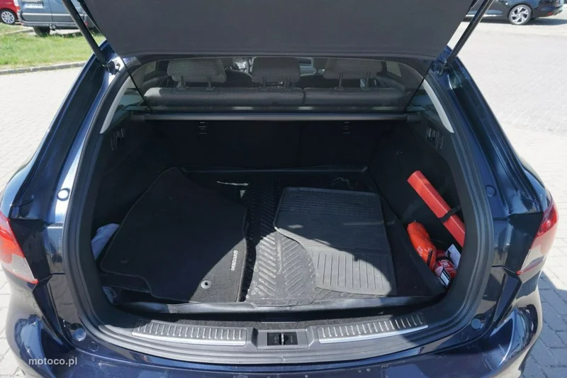 Mazda 6 11