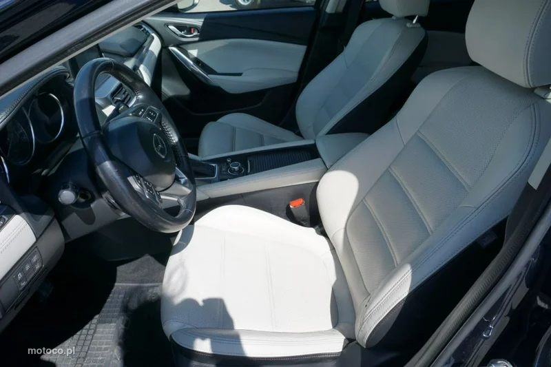 Mazda 6 9