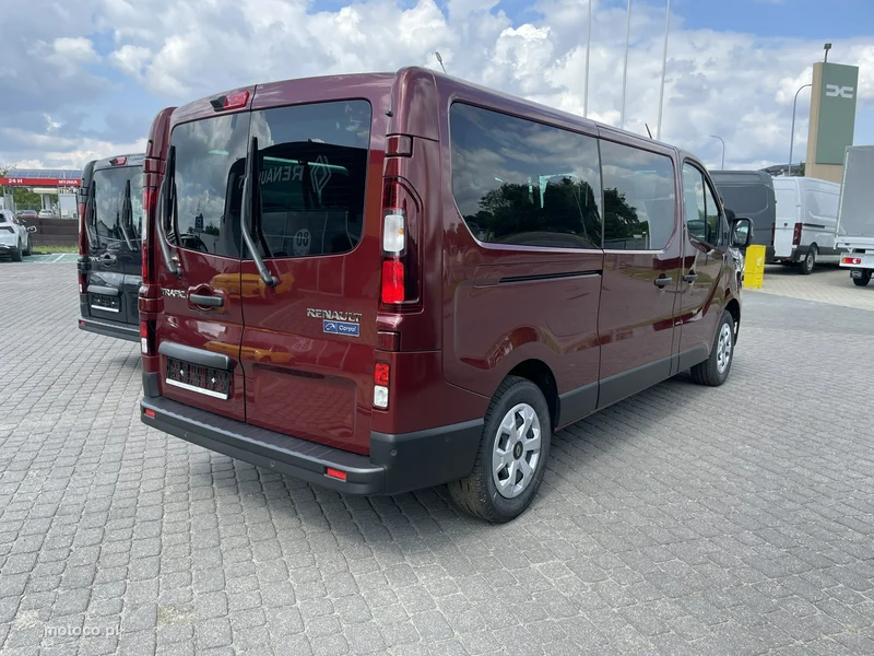Renault Trafic III 2