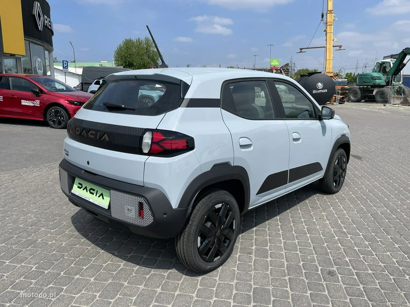 Dacia Spring 3