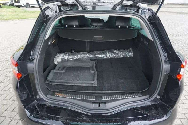 Renault Megane IV 11